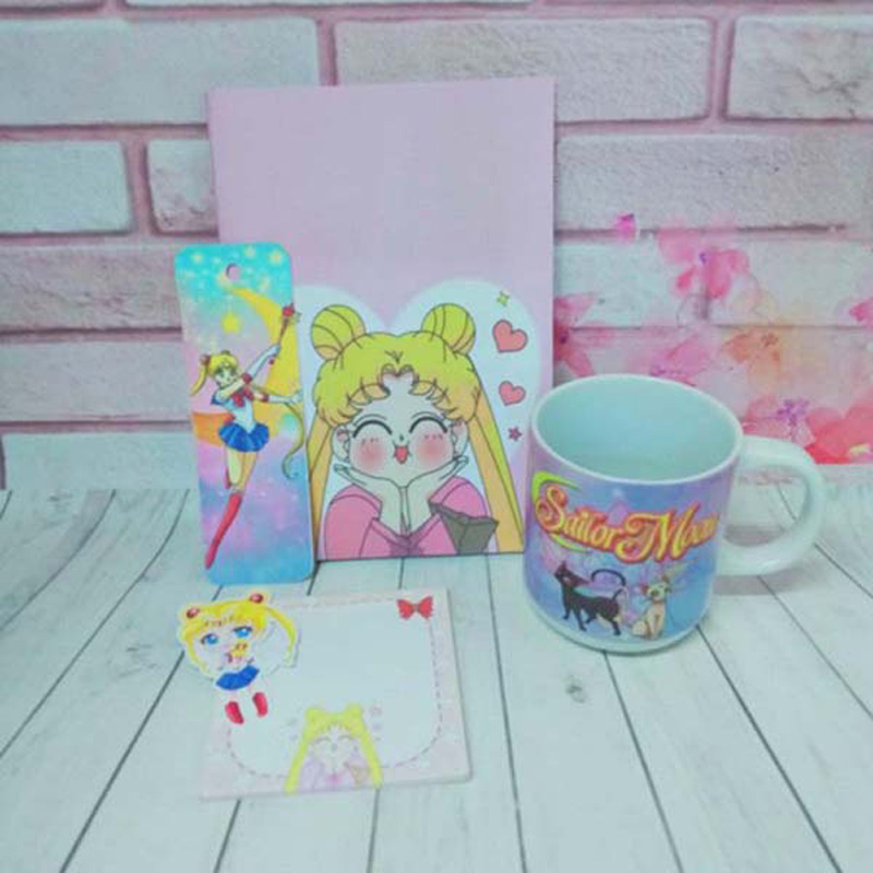 Sailormoon Temalı Kupa Bardak ve Defter Seti